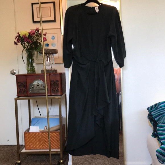 CHIC ABOUT TOWN VICI Lg charcoal tulip skirt - Picture 4 of 7